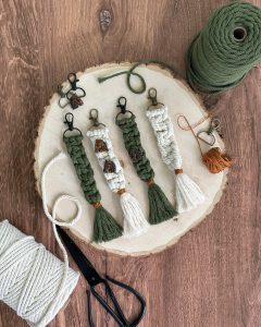 DIY Horsey Keychain