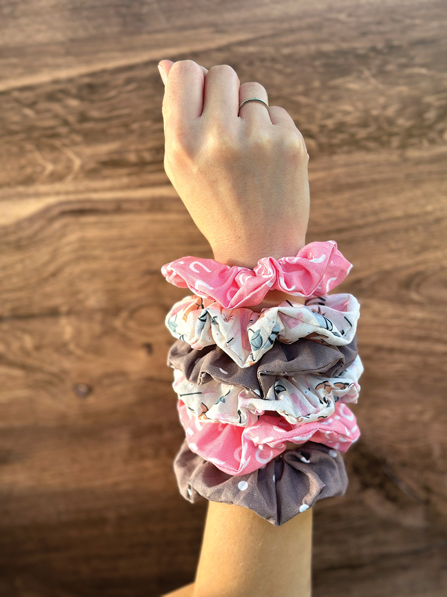 DIY Horsey Hair Scrunchies