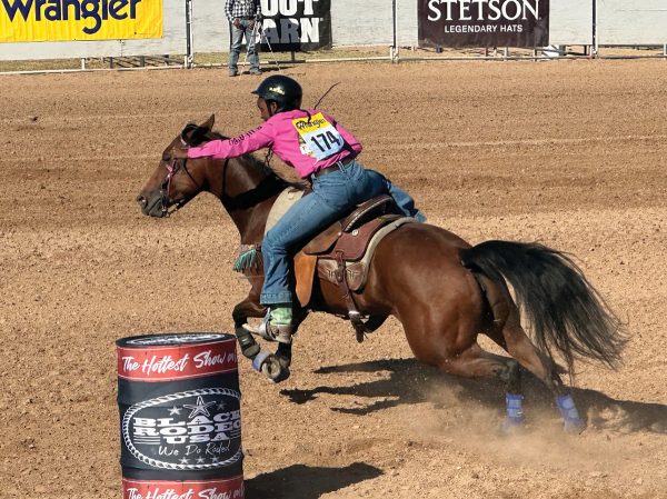 Jiyah barrel racing.