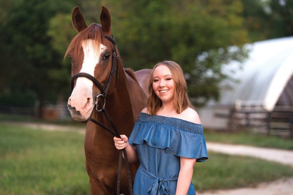 College student with her horse gives tips for college applications