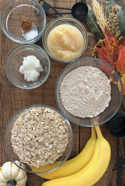 The ingredients for banana horse treats.