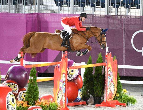 HI Tokyo Olympics Daily Update: 10 Nations Qualify for Show Jumping Team Final