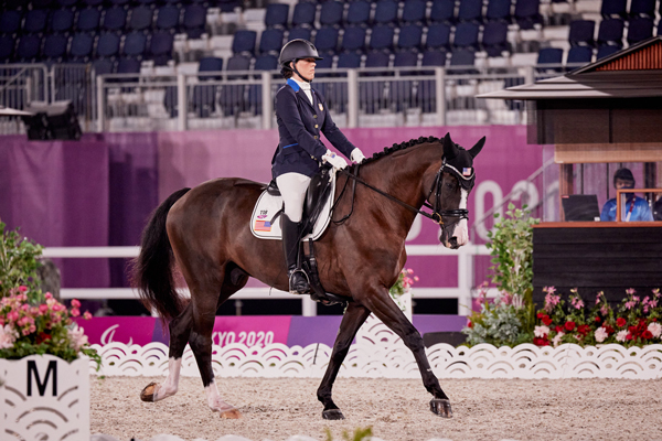 USA’s Roxanne Trunnell Breaks Paralympic Record in Stunning Night of Freestyle Displays